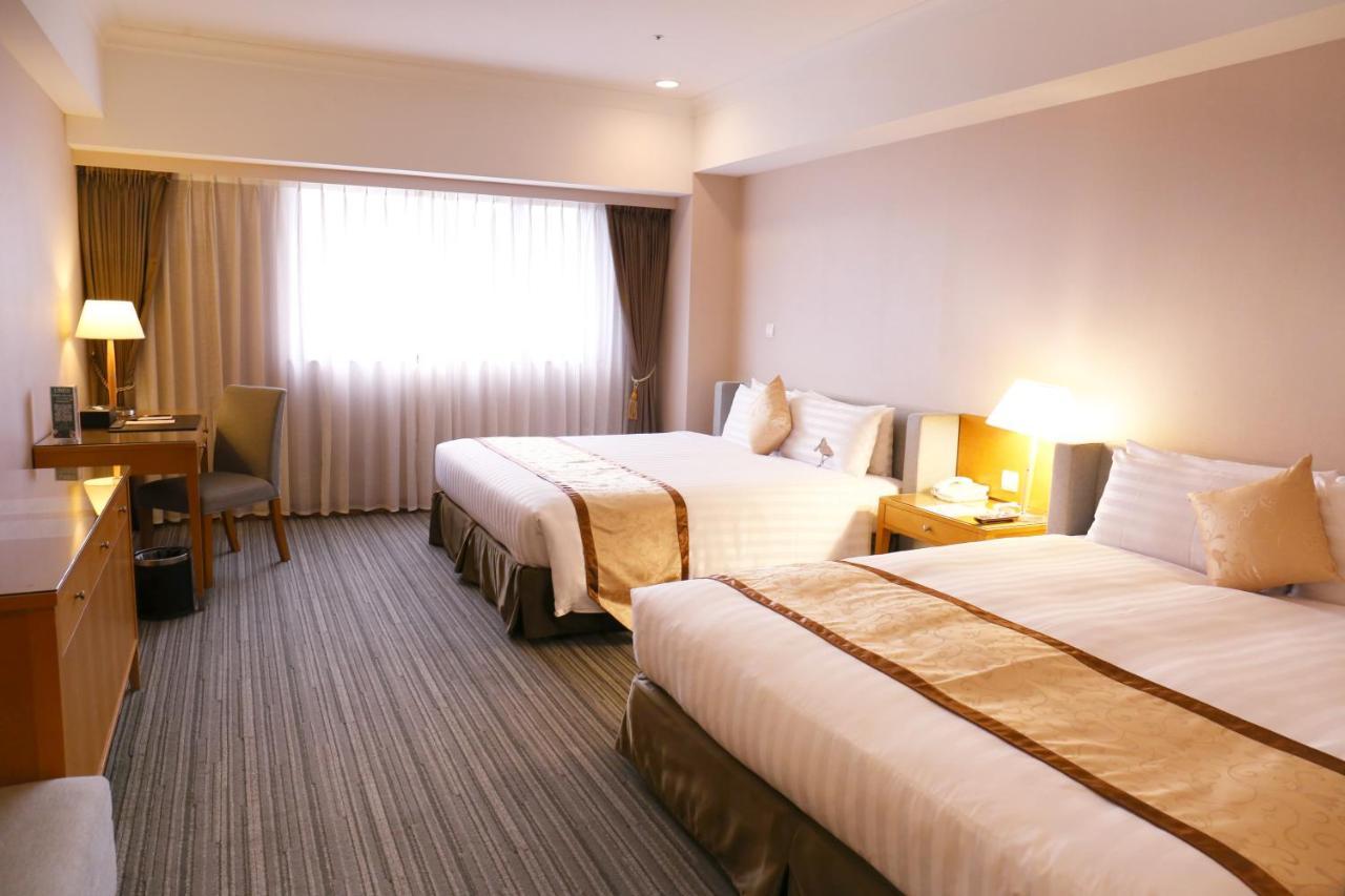 Fushin Hotel - Tainan Esterno foto
